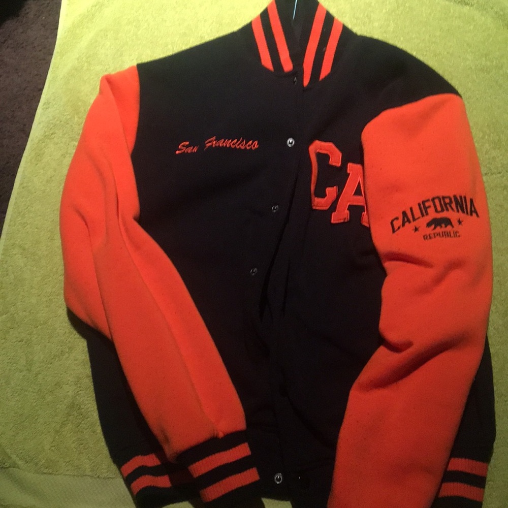 Men’s sweater - Picture 2 of 2